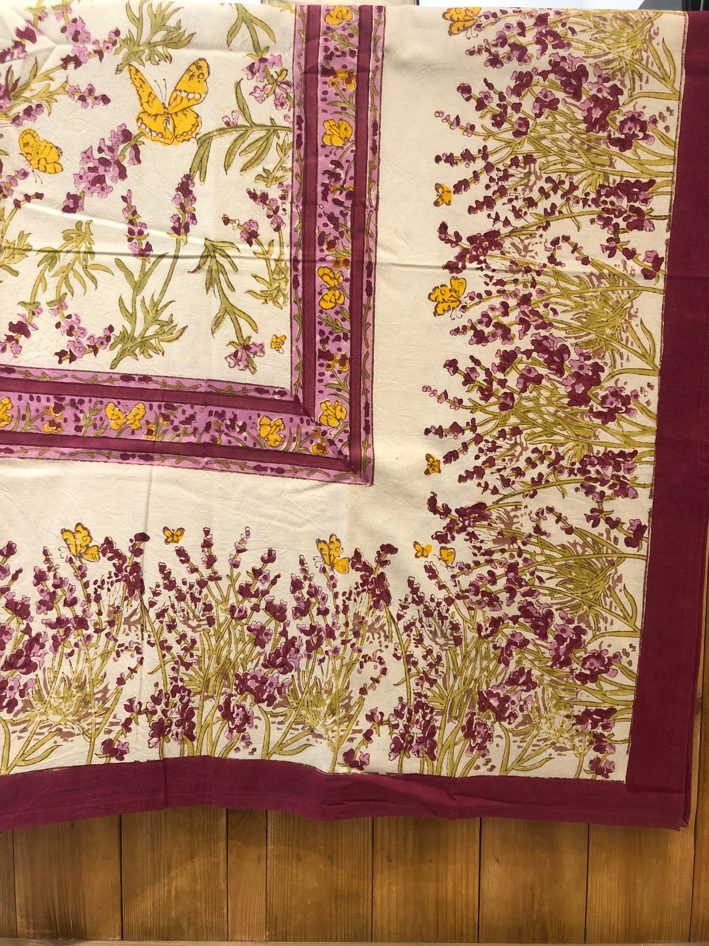 Nappe carrée 180x180 cm Couleur Nature Lavande papillon en coton artisanal