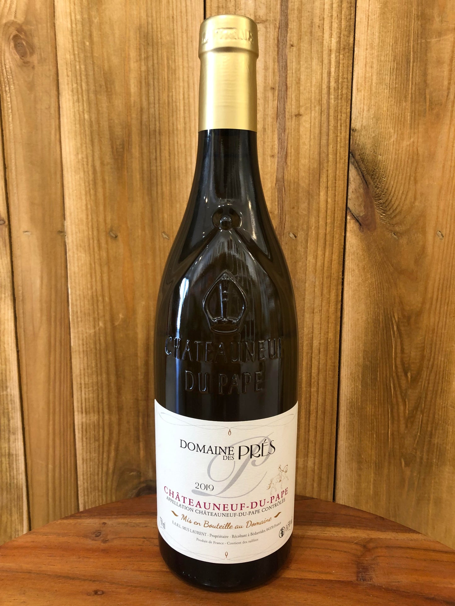 Bouteille de Chateauneuf du Pape blanc Domaine des prés