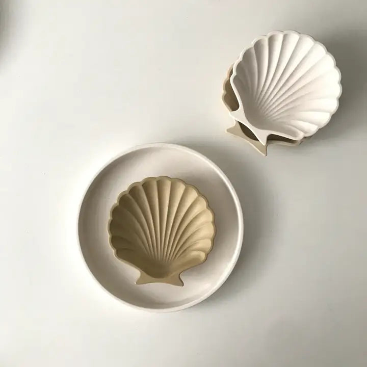 Coquille en jesmonite beige fabrication artisanale